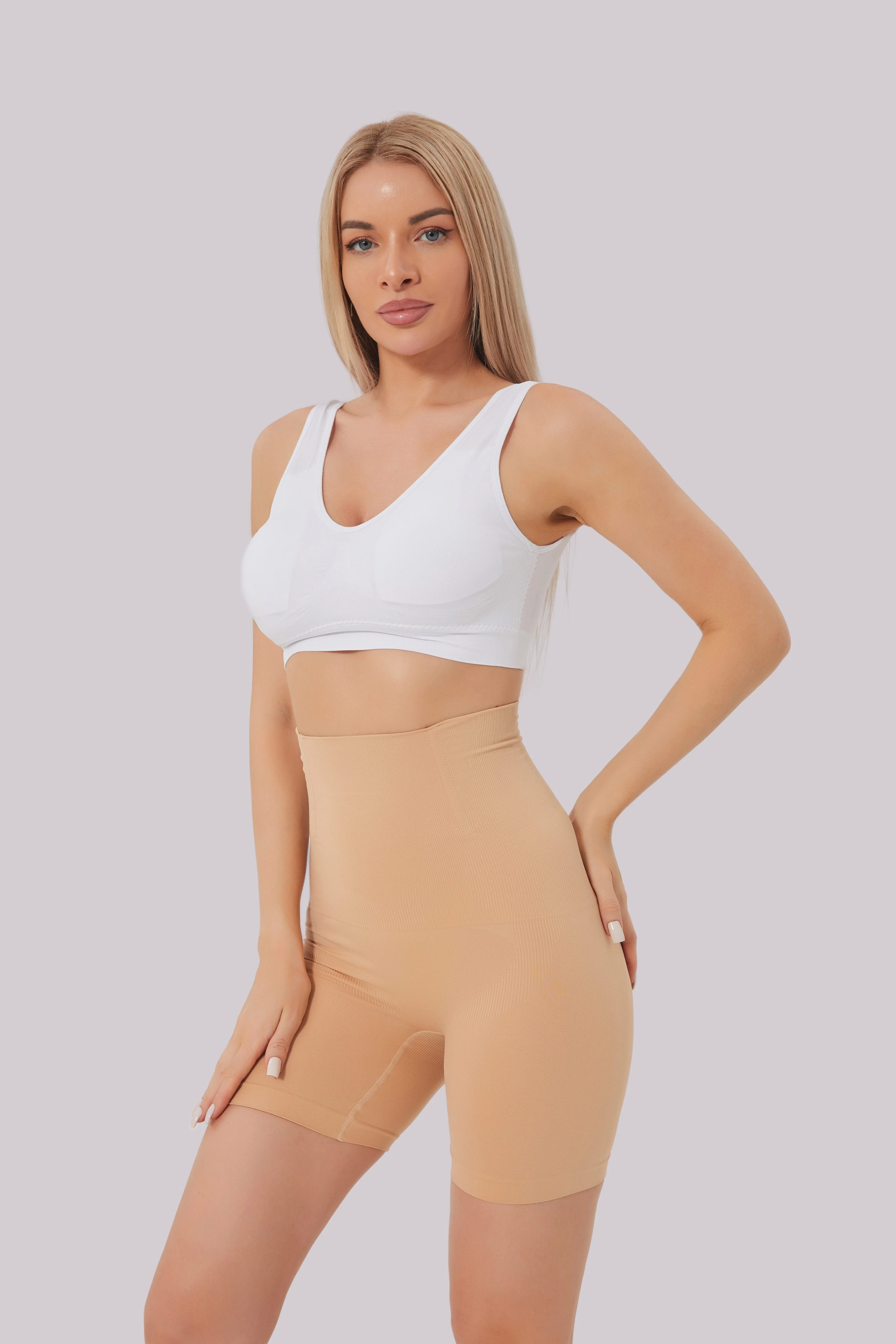 Comfit® Amelie - High-Waisted Shaper Shorts - Image 4